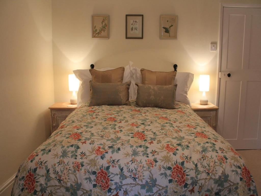 Kennett Church Farmhouse B & B الغرفة الصورة