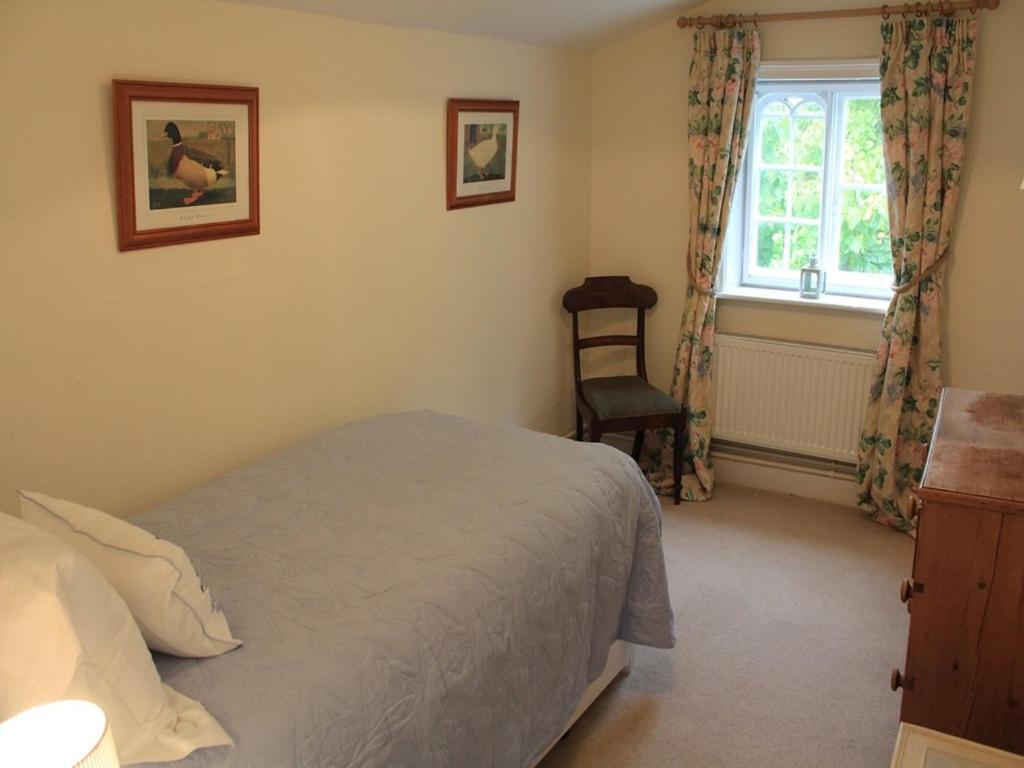 Kennett Church Farmhouse B & B الغرفة الصورة